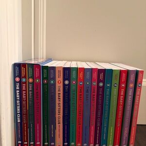 The Baby-Sitters Club Graphix Book Set - Multicolor